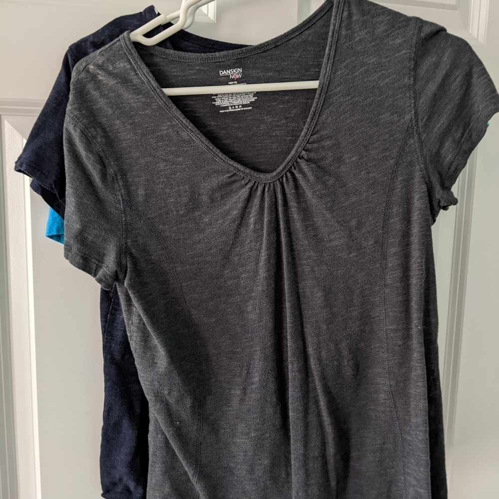 Lot of 5 T shirts